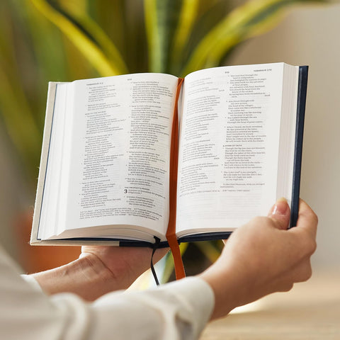 NKJV Thinline Bible (Compact, Imitation Leather, Black, Red Letter Edition)