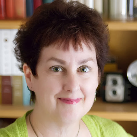 Cher: (Part of: Little Golden Book Biographies- 21 books) by Candice Ransom (Author), Laura Catrinella (Illustrator)