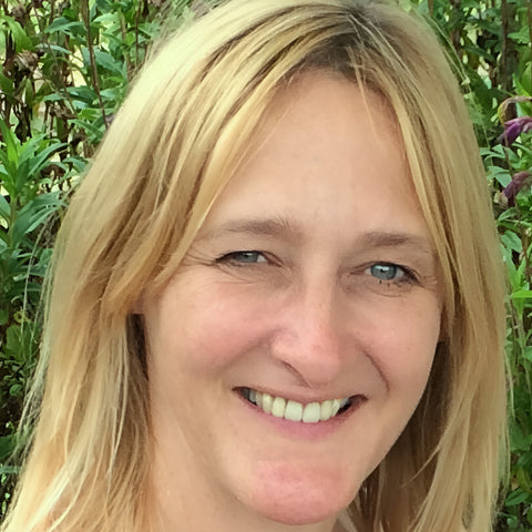 Mermaid Academy #4: Amber and Flash by Julie Sykes (Author), Linda Chapman (Author), Lucy Truman (Illustrator)