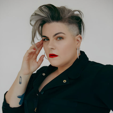 Plus: Expanding the frame / A fashion photography collection showcasing plus-sized bodies by Lydia Hudgens